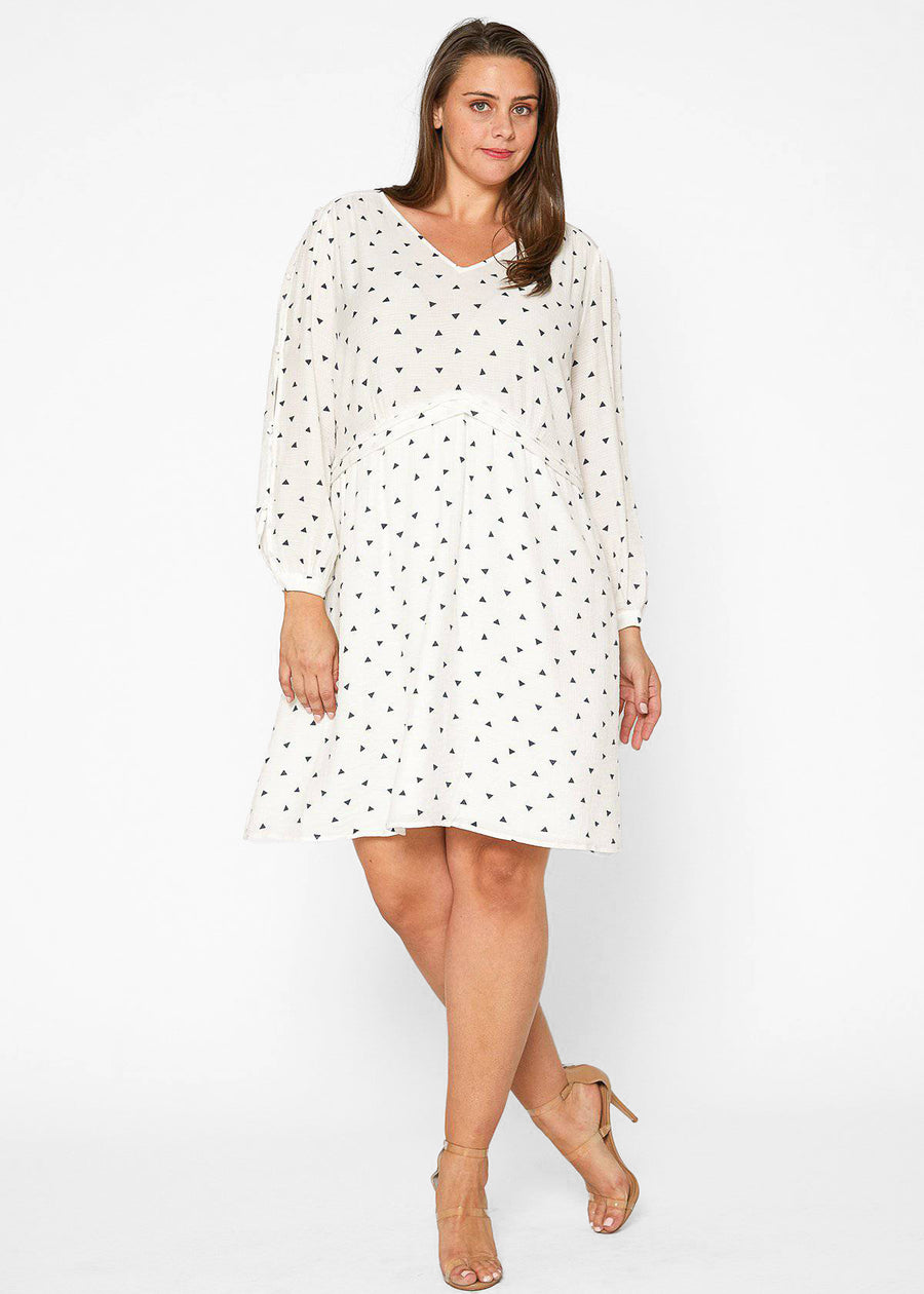 Plus Size Triangle Print Long Sleeve Dress in White Triangle