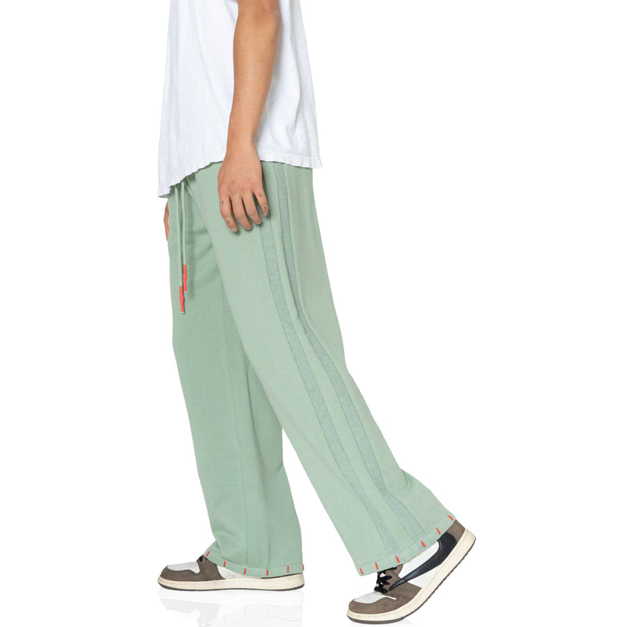 Konus Men's Wide Leg Sweatpants in Green - shopatkonus