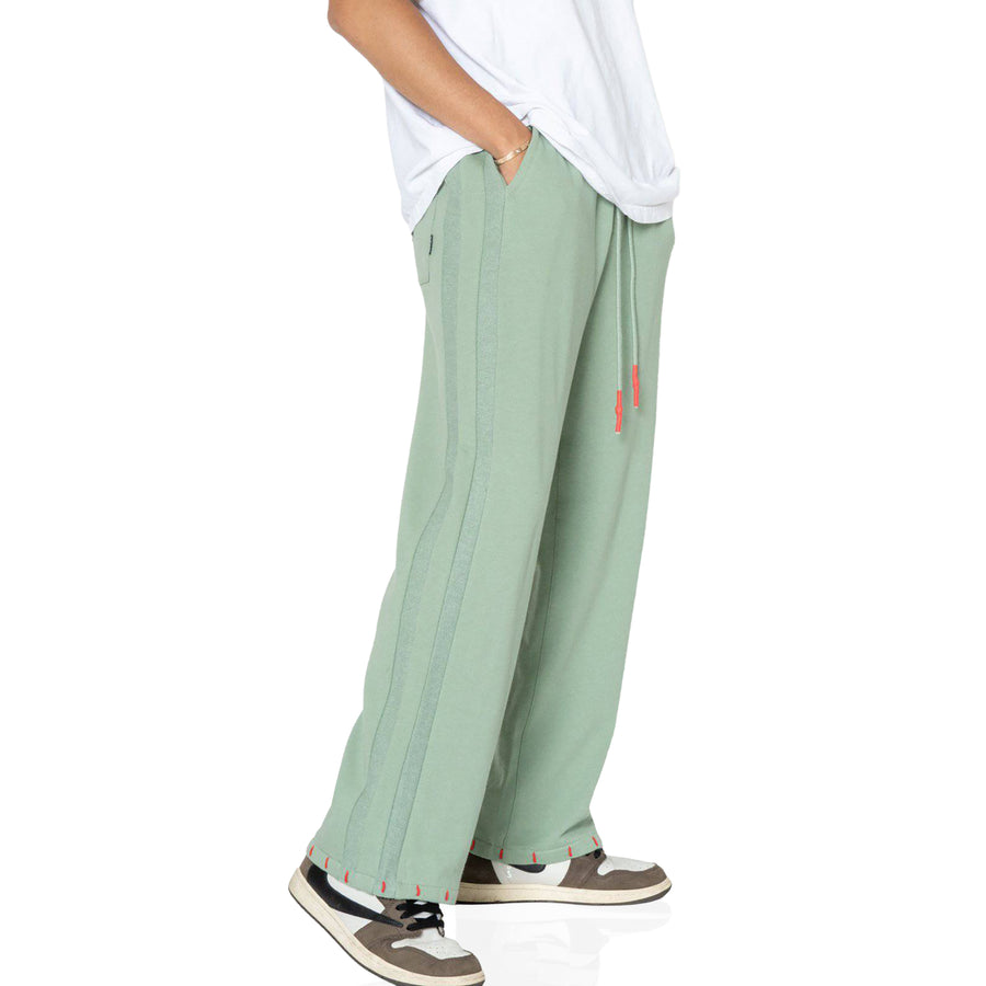 Konus Men's Wide Leg Sweatpants in Green - shopatkonus