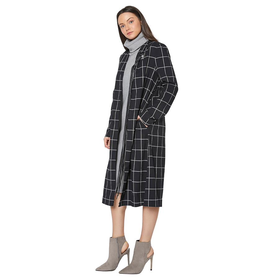 Women's Minimalist Grid Longline Coat In Black - shopatkonus