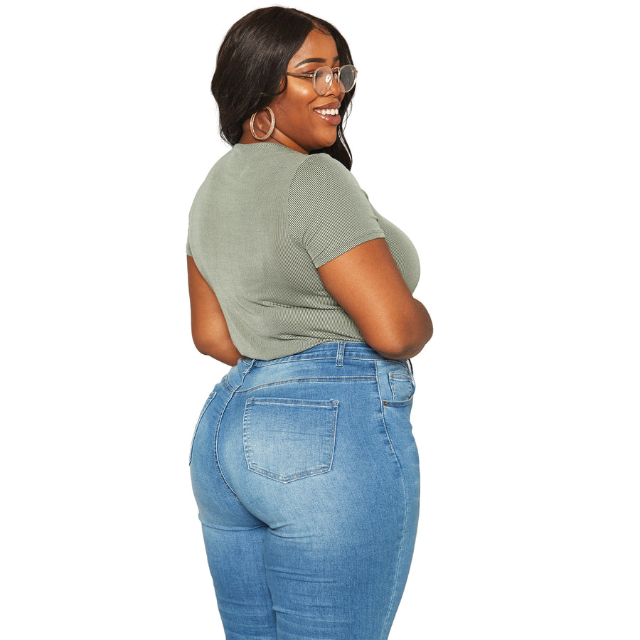 Plus Size Women's Ribbed V Neck Short Sleeve Bodysuit - shopatkonus