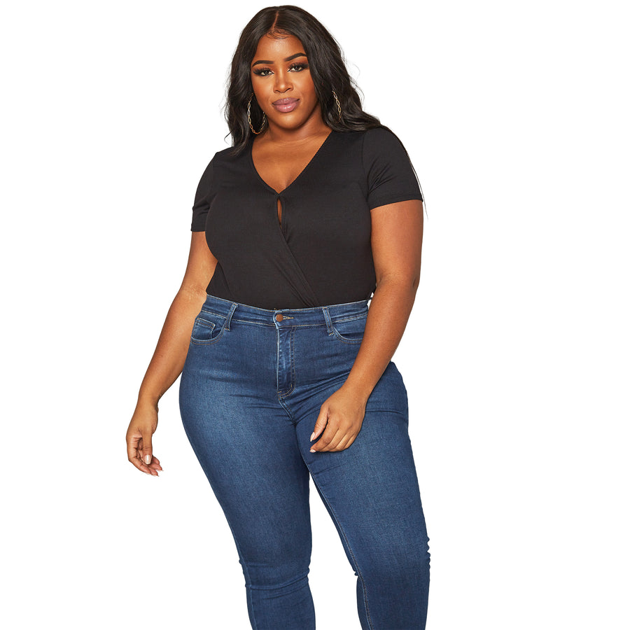 Plus Size Women's Ribbed V Neck Short Sleeve Bodysuit - shopatkonus