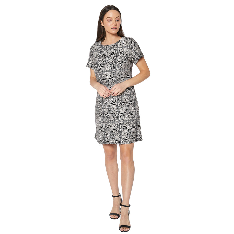 Women's Flower Embossed Shift Dress - shopatkonus