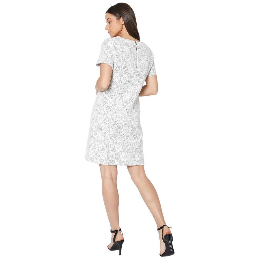 Women's Flower Embossed Shift Dress - shopatkonus