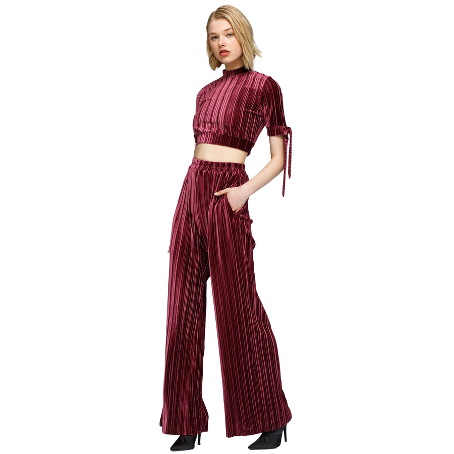 Women's Mock-Neck Velvet Crop Top In Mulberry - shopatkonus
