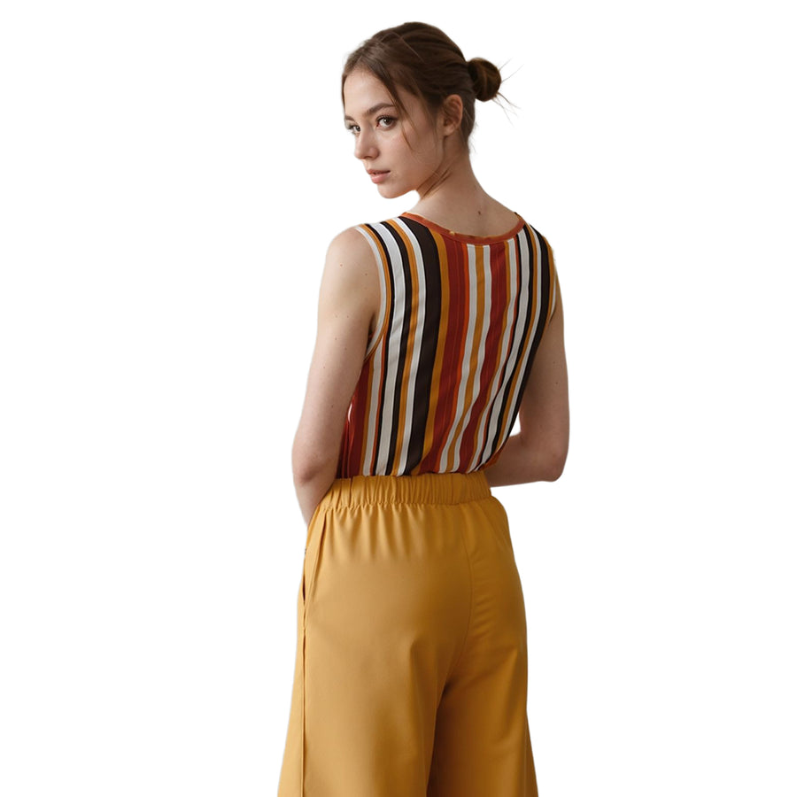 Pleione Women's Sleeveless Crewneck Printed Top