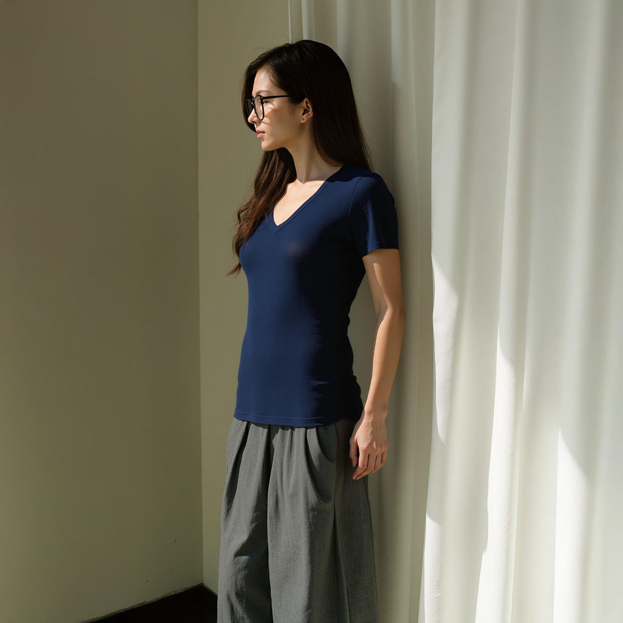 Women's V-neck Short Sleeve Basic Tee - shopatkonus