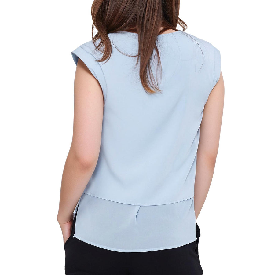 Women's Sleeveless Rivet Trim Top - shopatkonus