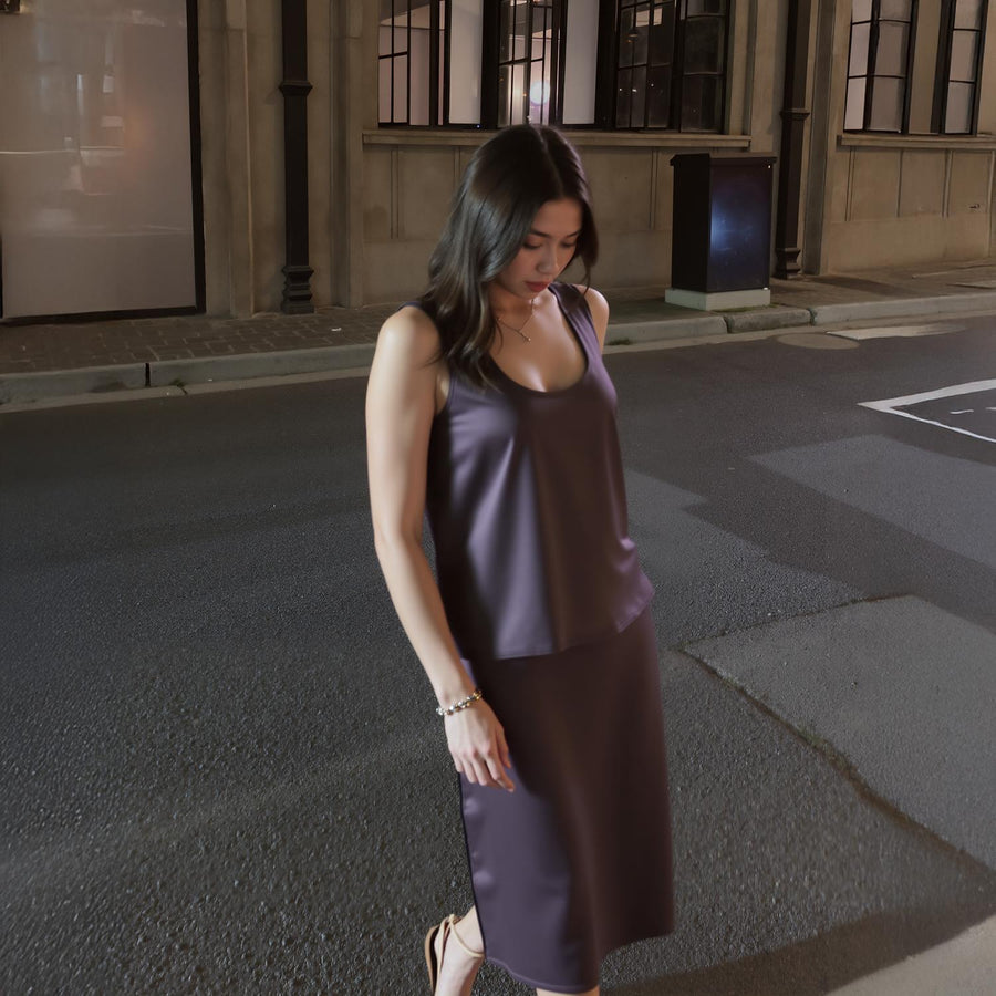 Pleione Women's High Waist Side Slit Midi Skirt In Dark Gray - shopatkonus