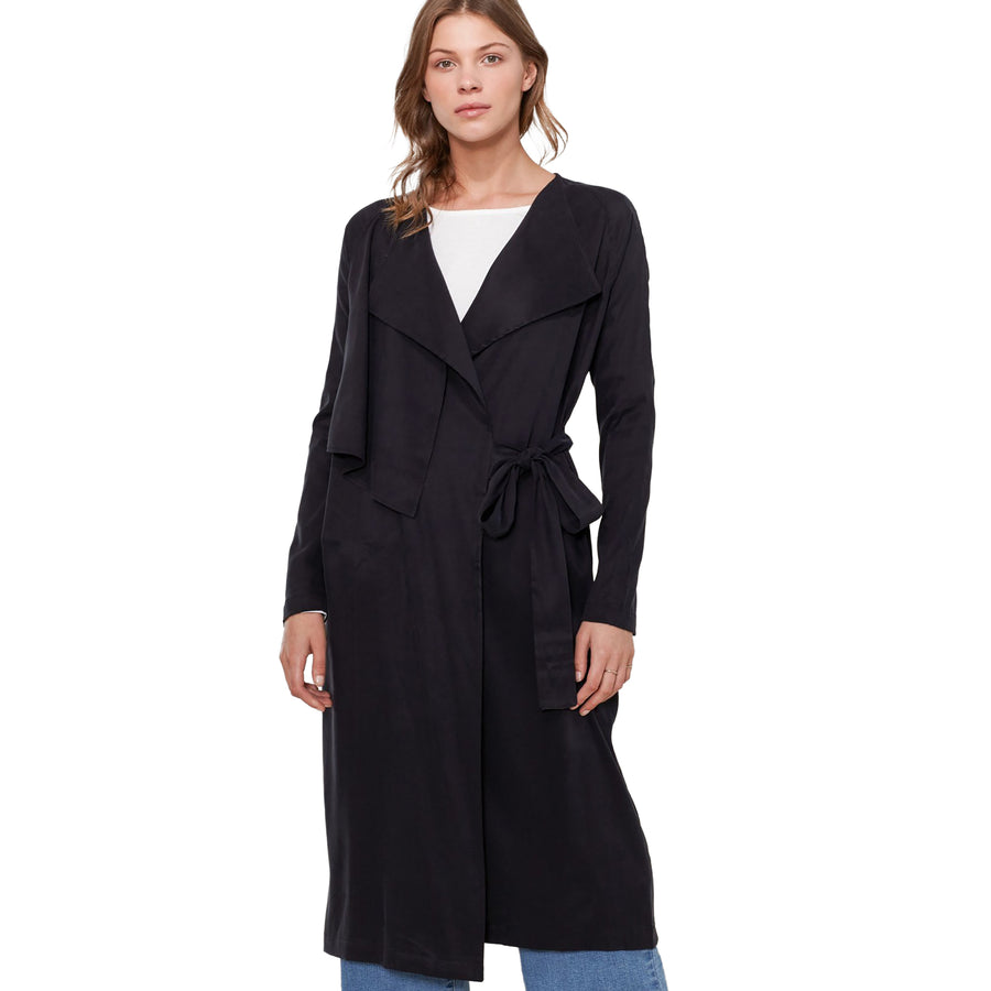 Women's Wrap Trench Coat In Black - shopatkonus