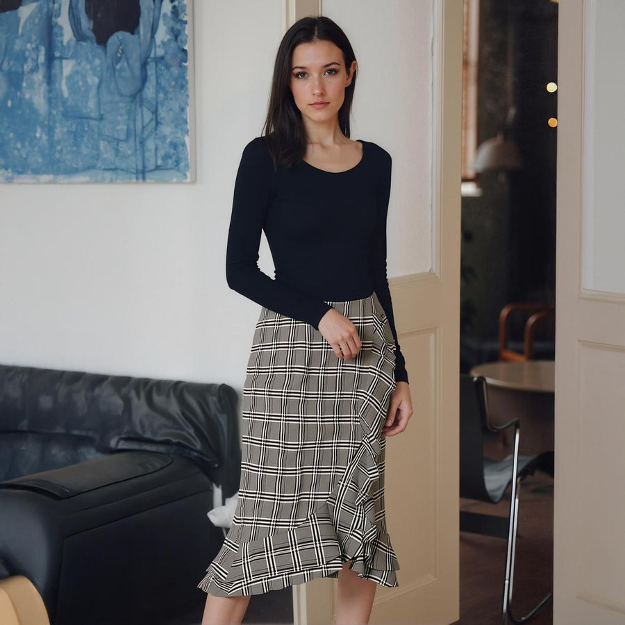 Pleione Women's Ruffle Trimmed Pencil Skirt in Black Plaid