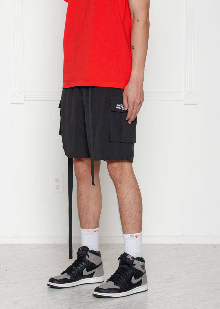 Konus Men's Cargo Shorts in Black - shopatkonus