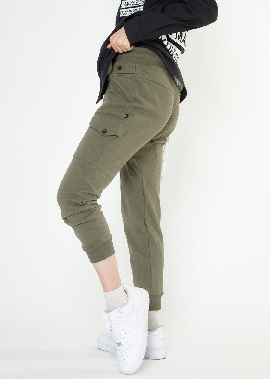 Konus Men's Drop Crotch Cargo Pockets Sweatpants in Olive - shopatkonus