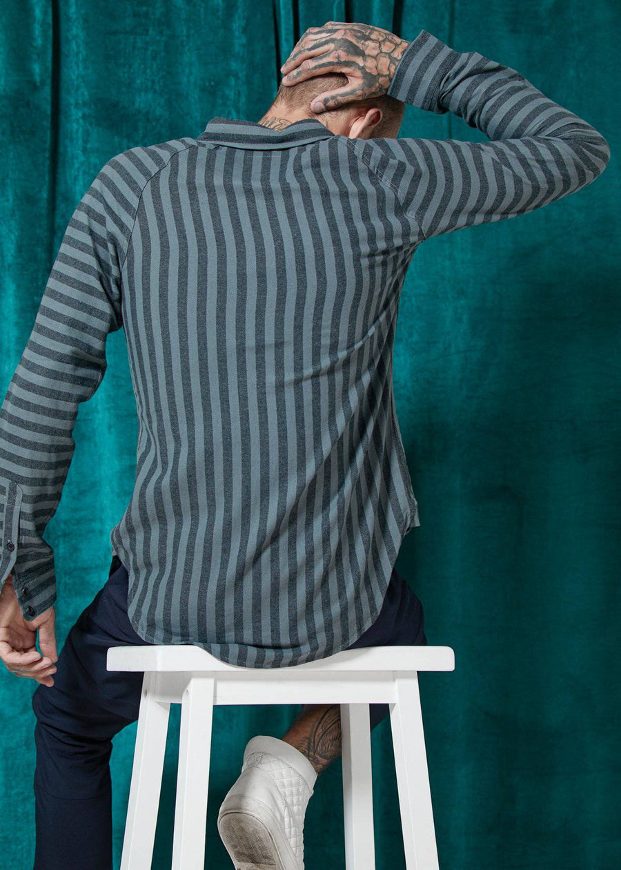 Konus Men's Striped Raglan Button Down Shirt in Charcoal - shopatkonus