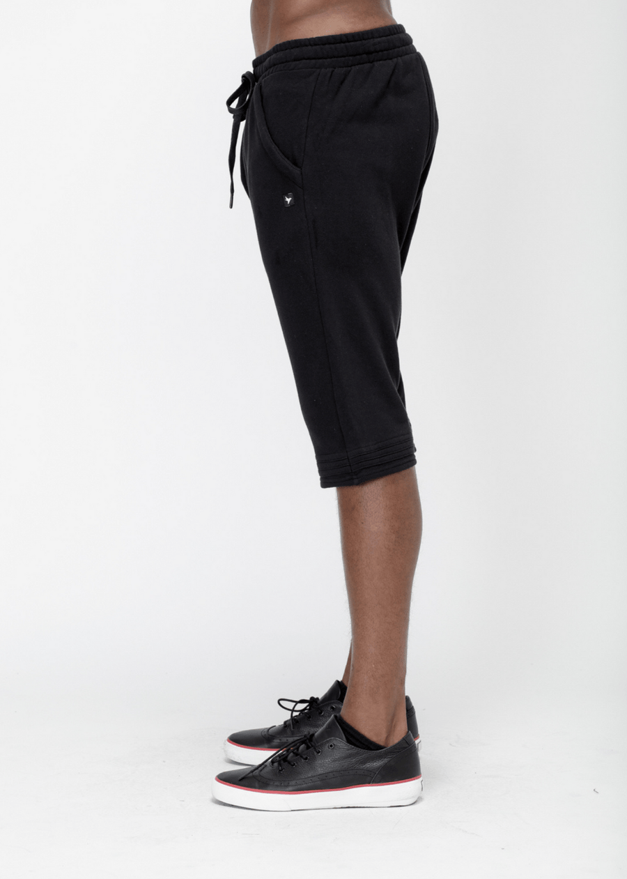 Konus Men's Loose End Shorts in Black - shopatkonus