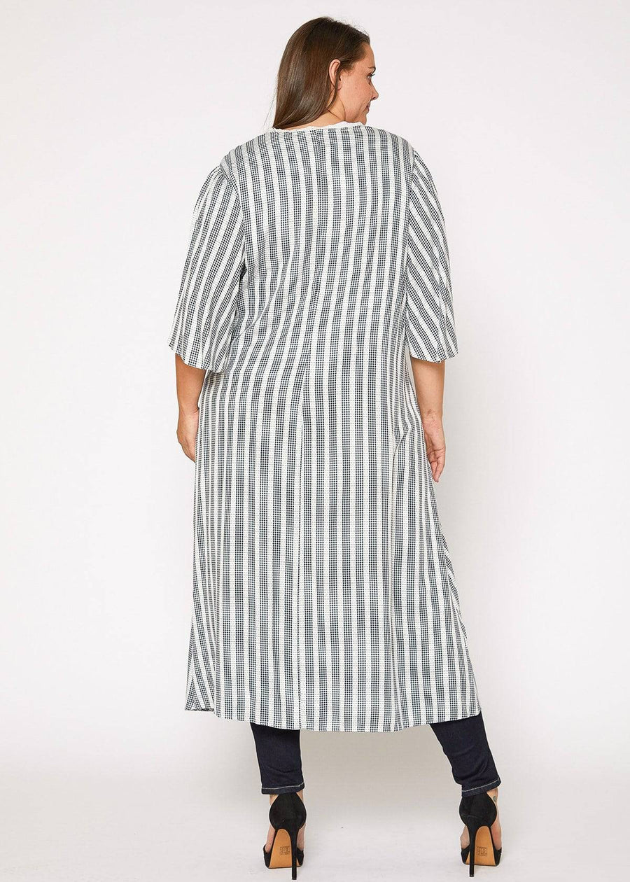 Plus Size Lace Trim Tie Front Maxi Dress in Ditsy Gingham - shopatkonus