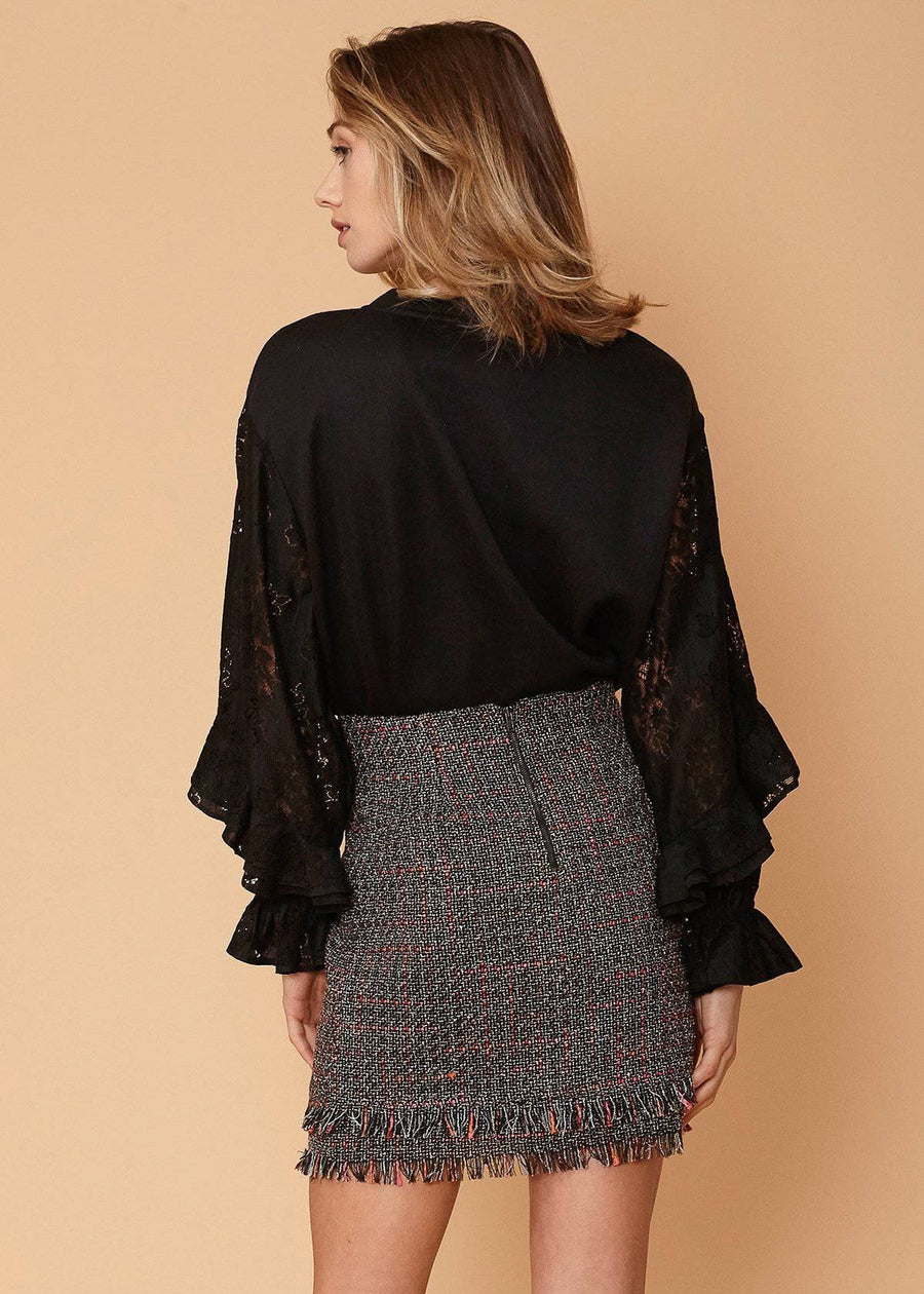 Women's Contrast Lace Sleeve Sweatshirt in Black - shopatkonus