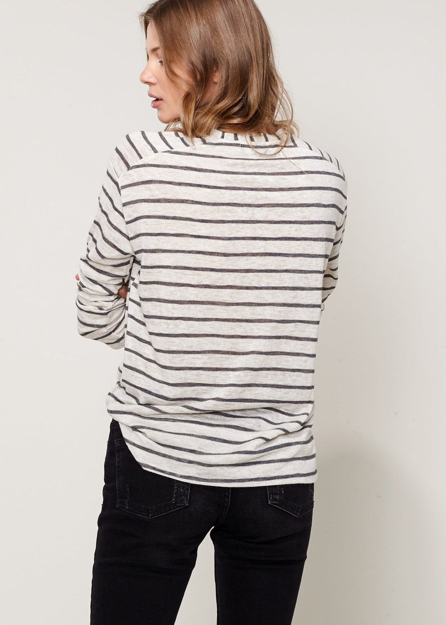 Women's Striped Light Top In Oatmeal Grey Stripe - shopatkonus