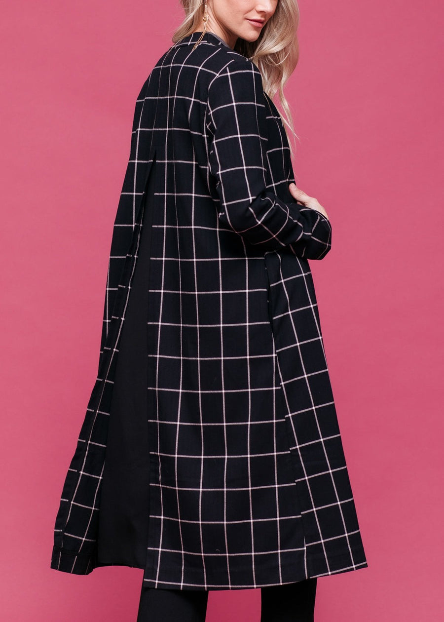 Women's Minimalist Grid Longline Coat In Black - shopatkonus