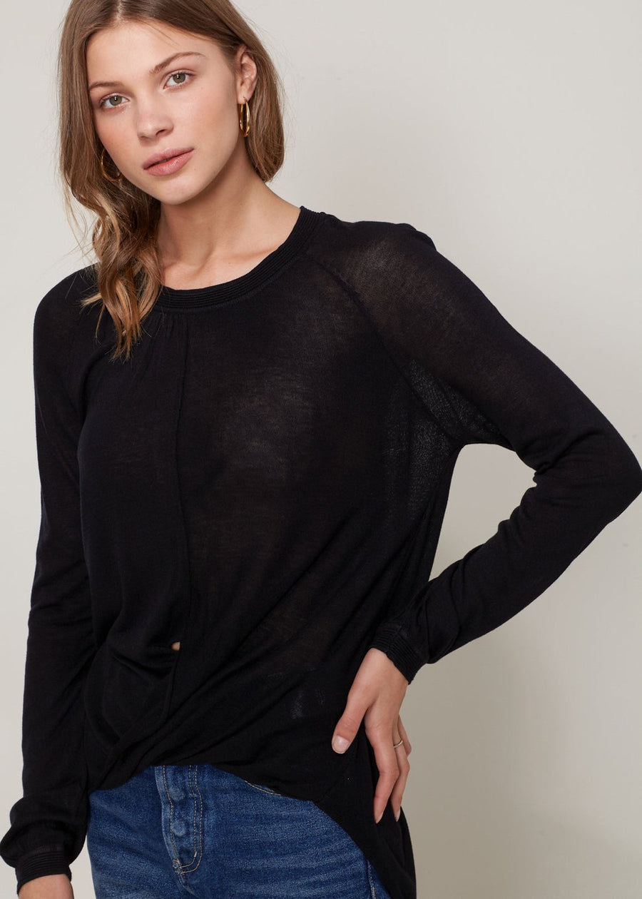 Women's Wrap Hem Sweater In Black - shopatkonus