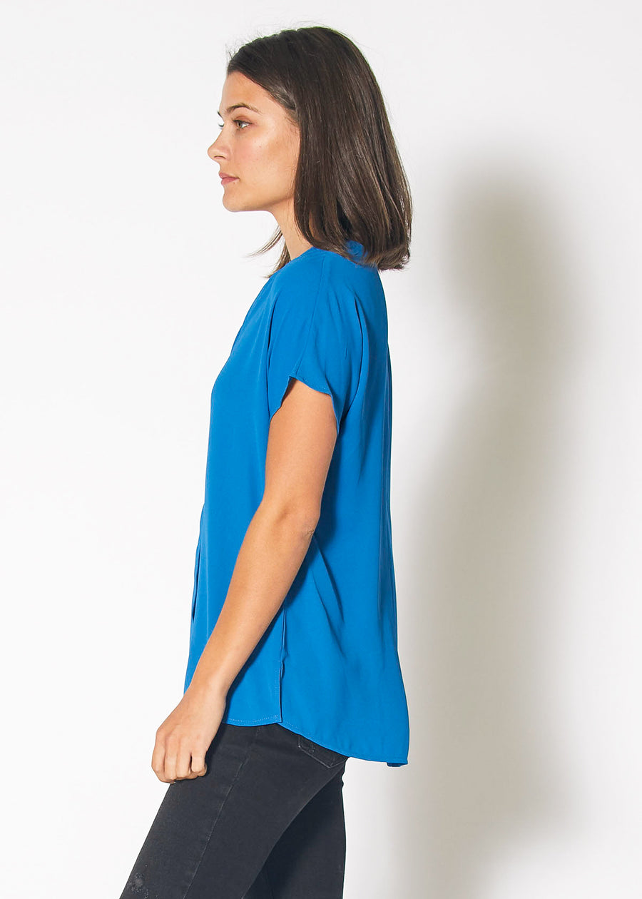 Short Sleeve Split Neck Blouse in Snorkel Blue - shopatkonus